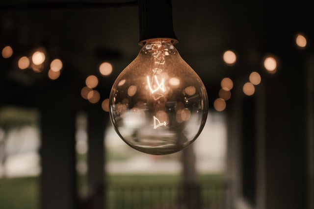 une lumière qui montre le chemin